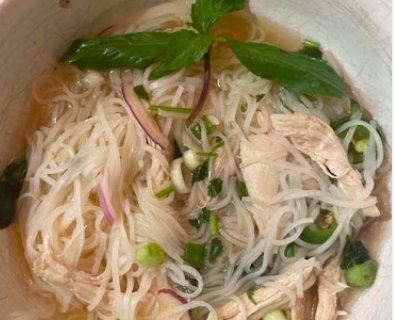 Le's Pho signature dishes Pho Chicken
Spicy Cajun Fried Rice
Pho Flank Steak & Brisket